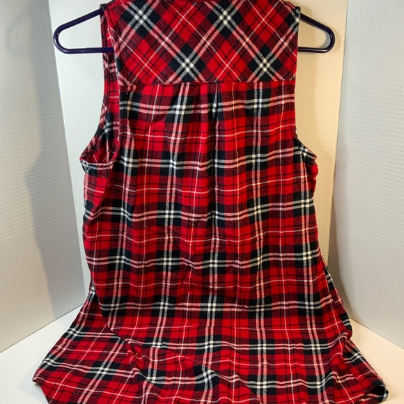 Forever 21 red, black and white tartan plaid sleeveless shirt size M - Picture 2 of 4